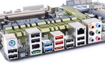 ASUS TUF sabertooth 990FX 121